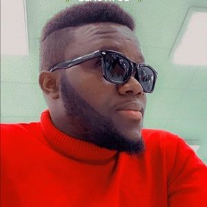 Meet your Posher, Ayouba